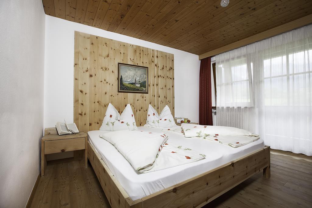 Hotel Messnerwirt Antholz Mittertal Exterior foto