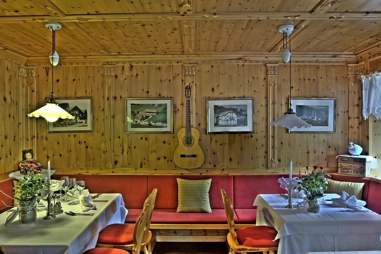 Hotel Messnerwirt Antholz Mittertal Exterior foto