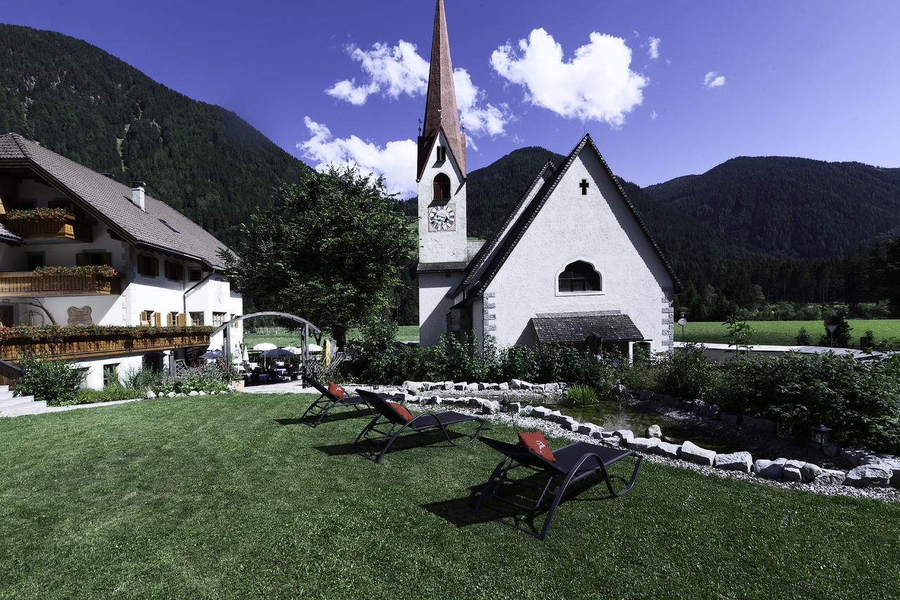 Hotel Messnerwirt Antholz Mittertal Exterior foto